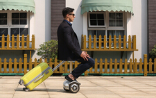 최근, Airwheel 발표 했다 새로운 유형의 제품 Airwheel S6 미니 전기 스쿠터. 그것은 매우도 전기 스쿠터 분야에서 관 석으로 칭찬 했다.